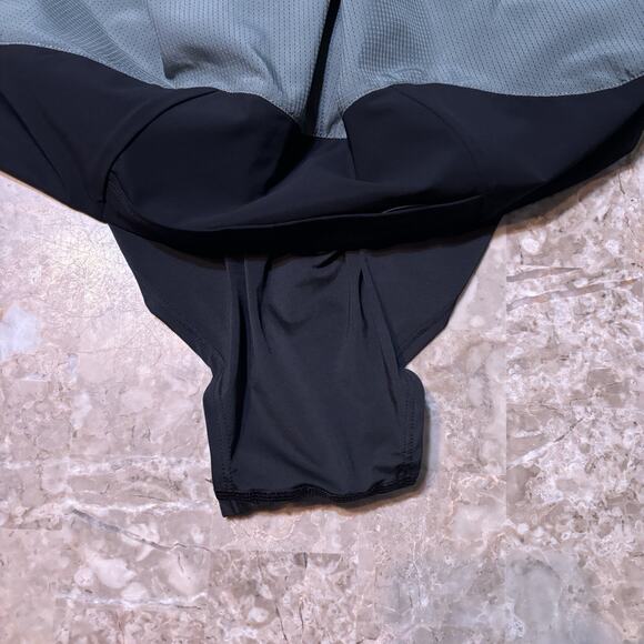 On Cloud Running Shorts Mens Large Green Lightweight Lined Performance Gym - Picture 7 of 10